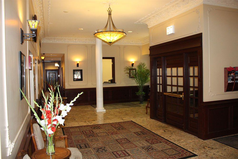 Dewitt Hotel And Suites Chicago Exterior foto